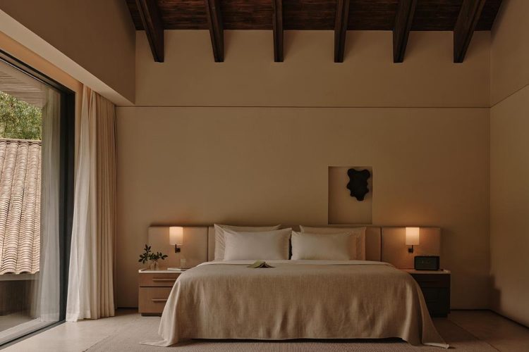 zoland-emei-resort-kina-studio-j-bridgland-luksuzni-planinski-resort-savremena-arhitektura-2025-14