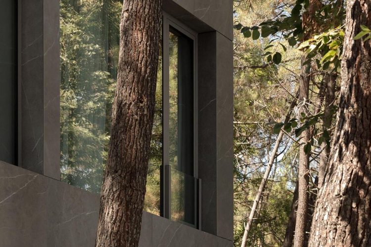 pine-house-varna-bugarska-starh-svetoslav-stanislavov-luksuzna-sumska-kuca-odrziva-arhitektura-2025-5