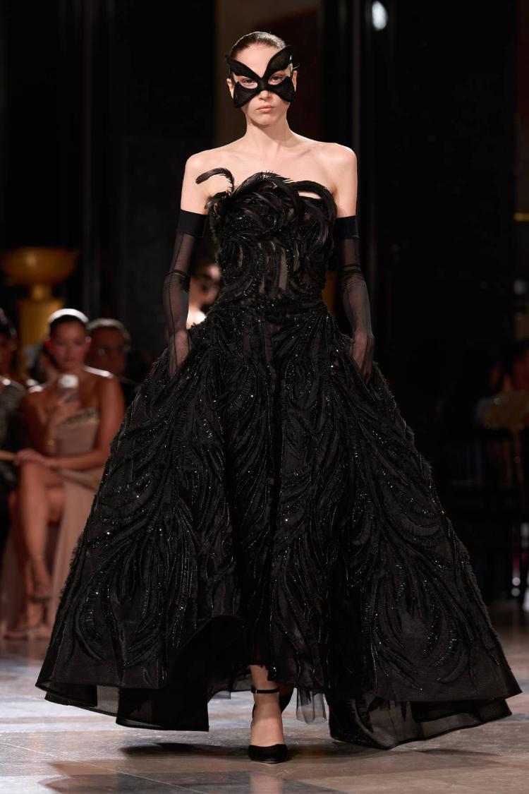 elie-saab-haute-couture-jesen-zima-2026-2027-the-ball-of-untamed-dreams-luksuzna-moda-modna-revija-3