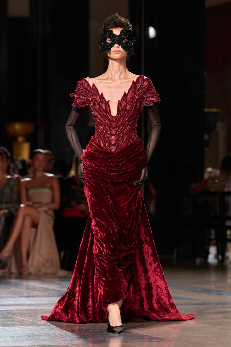 elie-saab-haute-couture-jesen-zima-2026-2027-the-ball-of-untamed-dreams-luksuzna-moda-modna-revija-42