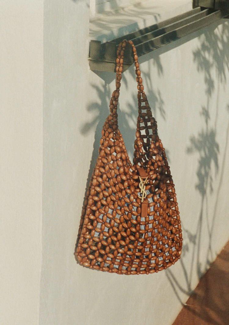 saint-laurent-respiro-mediteranska-letnja-kampanja-2026-rafija-torbe-luksuzna-moda-4