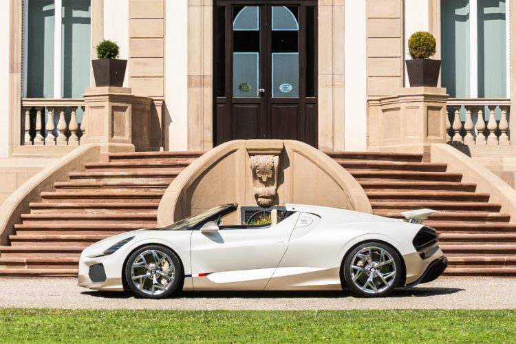 bugatti-w16-mistral-poslednji-primerak-w16-tourbillon-2026-hiperautomobil-8