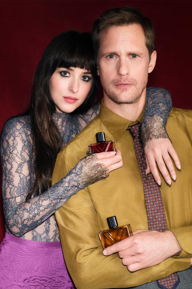 valentino-beauty-vendetta-dakota-dzonson-aleksander-skarsgard-parfemi-2026-6