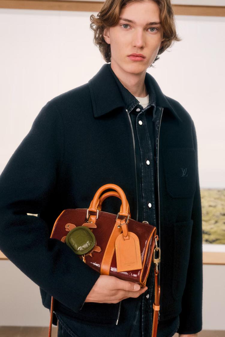 louis-vuitton-jesen-2027-farel-vilijams-muska-kapsul-kolekcija-damier-luksuzna-moda-13