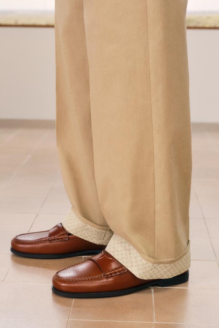 louis-vuitton-jesen-2027-farel-vilijams-muska-kapsul-kolekcija-damier-luksuzna-moda-16