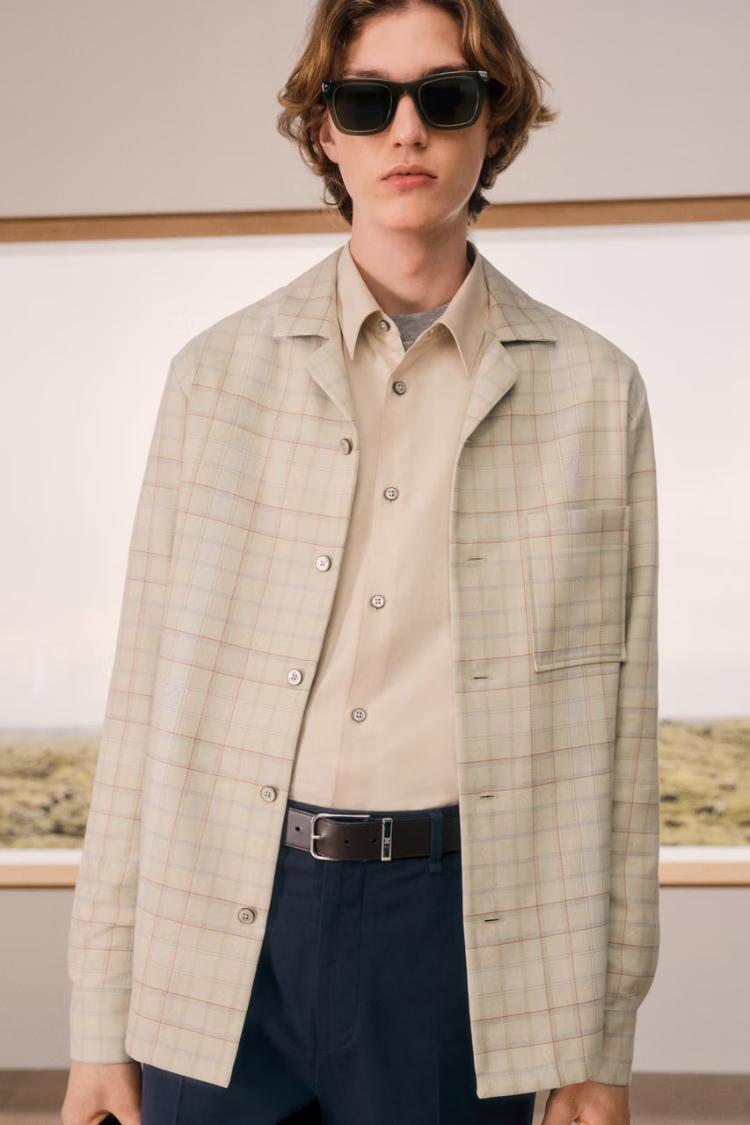 louis-vuitton-jesen-2027-farel-vilijams-muska-kapsul-kolekcija-damier-luksuzna-moda-18