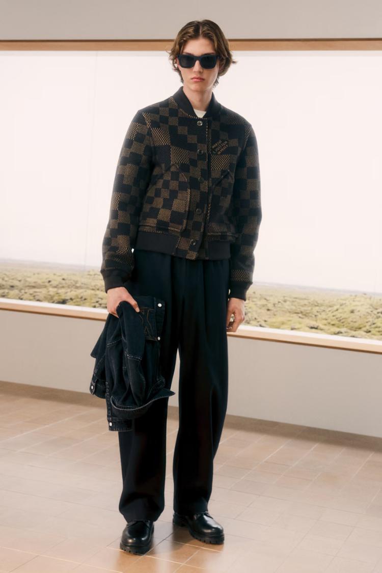 louis-vuitton-jesen-2027-farel-vilijams-muska-kapsul-kolekcija-damier-luksuzna-moda-33