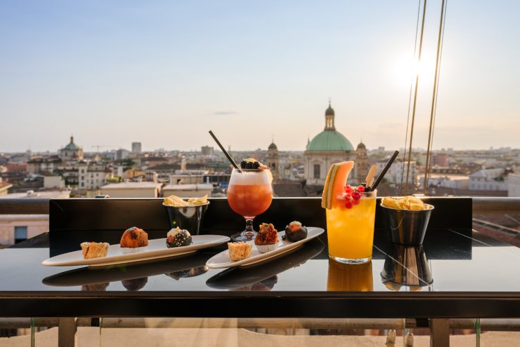 the-roof-milano-bar-restaurant-rooftop-terasa-pogled-na-milano-luksuzni-restoran-11