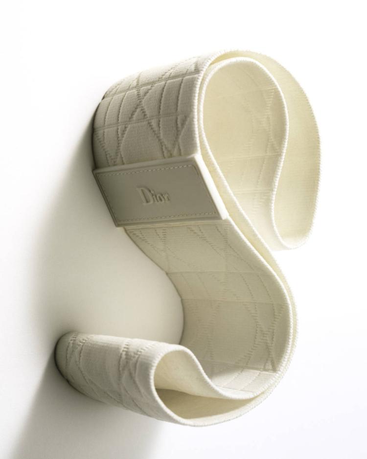 dior-maison-haute-wellness-kolekcija-yoga-mat-pilates-ring-luksuzni-wellness-2026-13