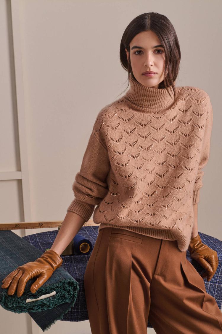 kiton-fw26-27-zenska-kolekcija-kasmir-kaput-luksuzna-moda-italijanska-elegancija-12