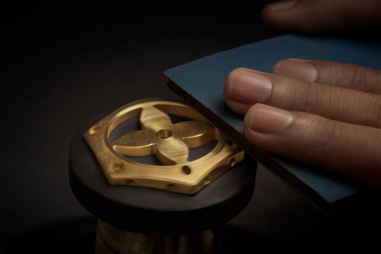 louis-vuitton-unicef-unity-time-object-clock-luksuzni-casovnik-humanitarna-kreacija-la-fabrique-du-t-2