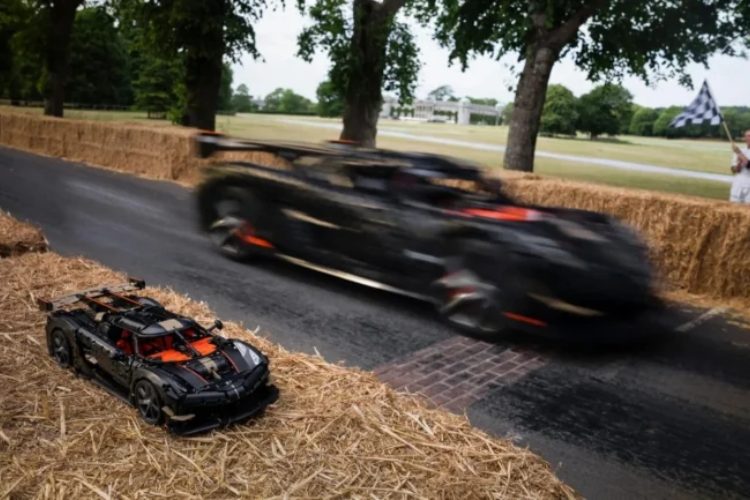 lego-technic-koenigsegg-sadairs-spear-goodwood-festival-of-speed-hiperautomobil-lego-replika-2026-2