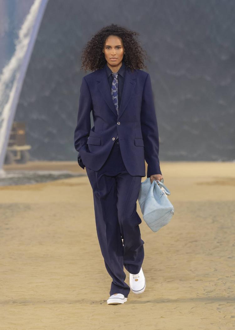 louis-vuitton-prolece-leto-2027-farel-vilijams-muska-kolekcija-paris-fashion-week-luksuzna-moda-11