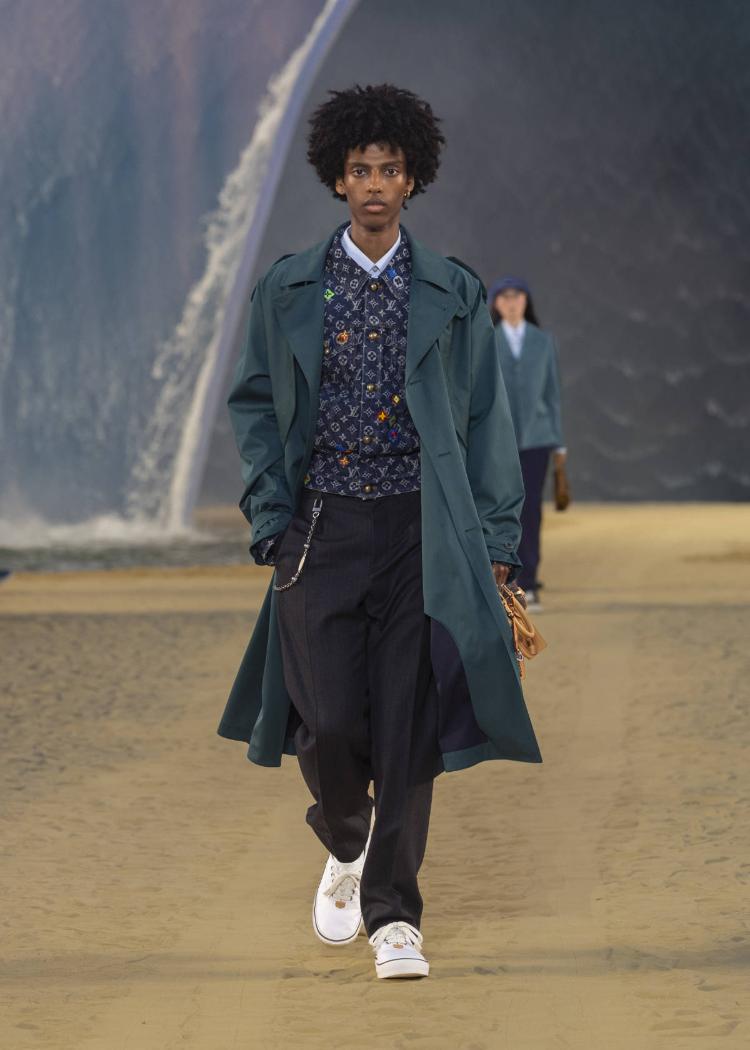 louis-vuitton-prolece-leto-2027-farel-vilijams-muska-kolekcija-paris-fashion-week-luksuzna-moda-24