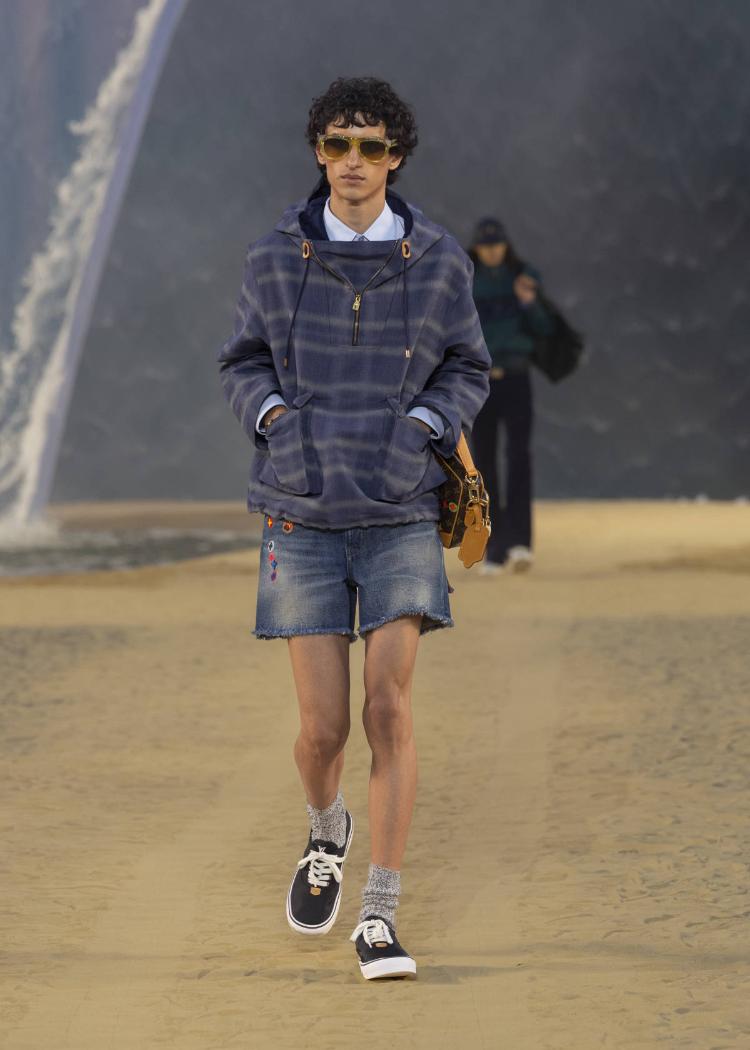 louis-vuitton-prolece-leto-2027-farel-vilijams-muska-kolekcija-paris-fashion-week-luksuzna-moda-28