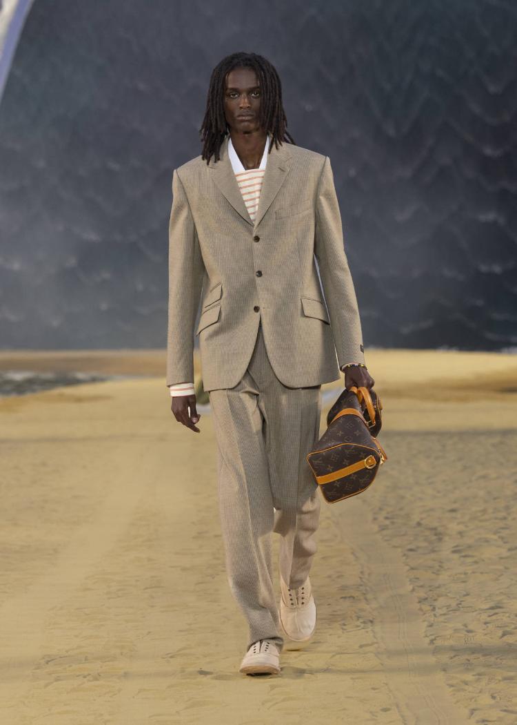 louis-vuitton-prolece-leto-2027-farel-vilijams-muska-kolekcija-paris-fashion-week-luksuzna-moda-44