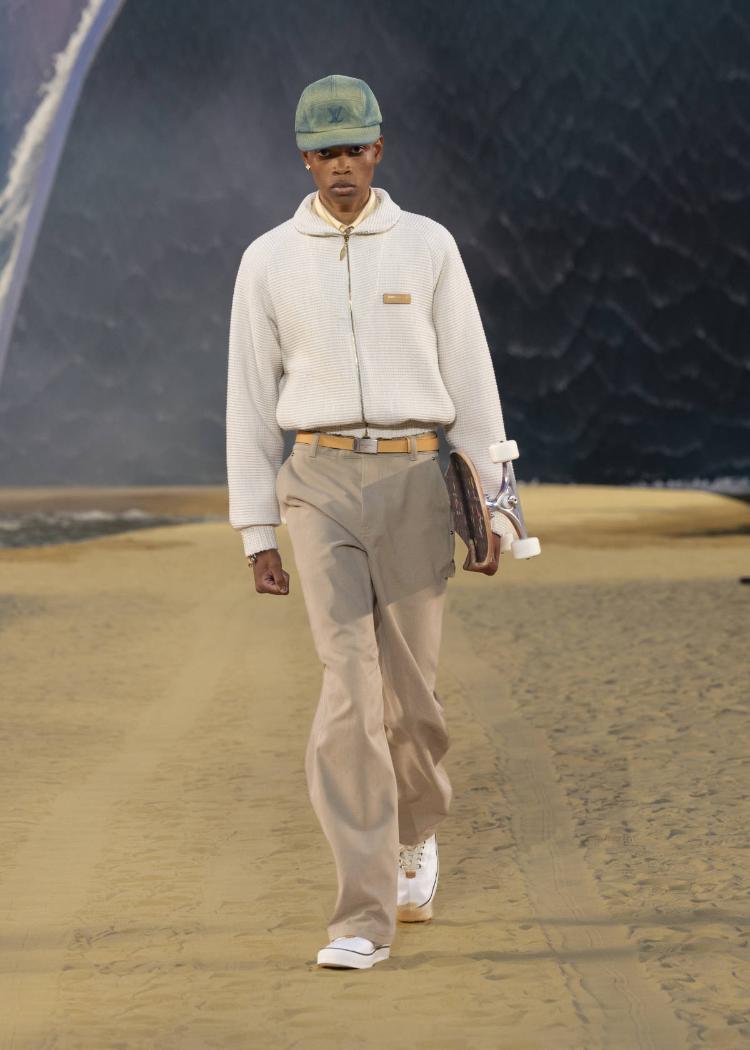 louis-vuitton-prolece-leto-2027-farel-vilijams-muska-kolekcija-paris-fashion-week-luksuzna-moda-45