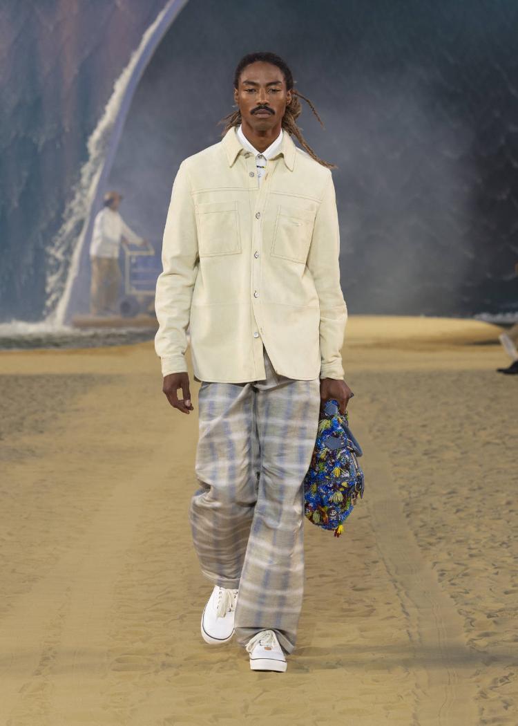 louis-vuitton-prolece-leto-2027-farel-vilijams-muska-kolekcija-paris-fashion-week-luksuzna-moda-50
