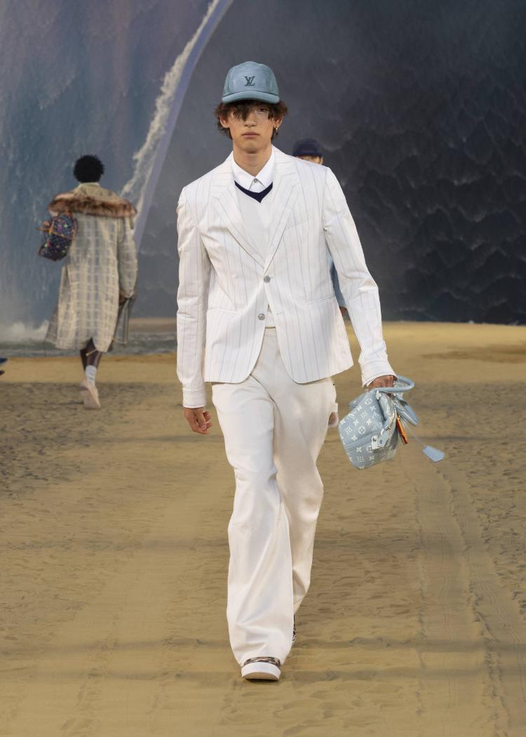 louis-vuitton-prolece-leto-2027-farel-vilijams-muska-kolekcija-paris-fashion-week-luksuzna-moda-54