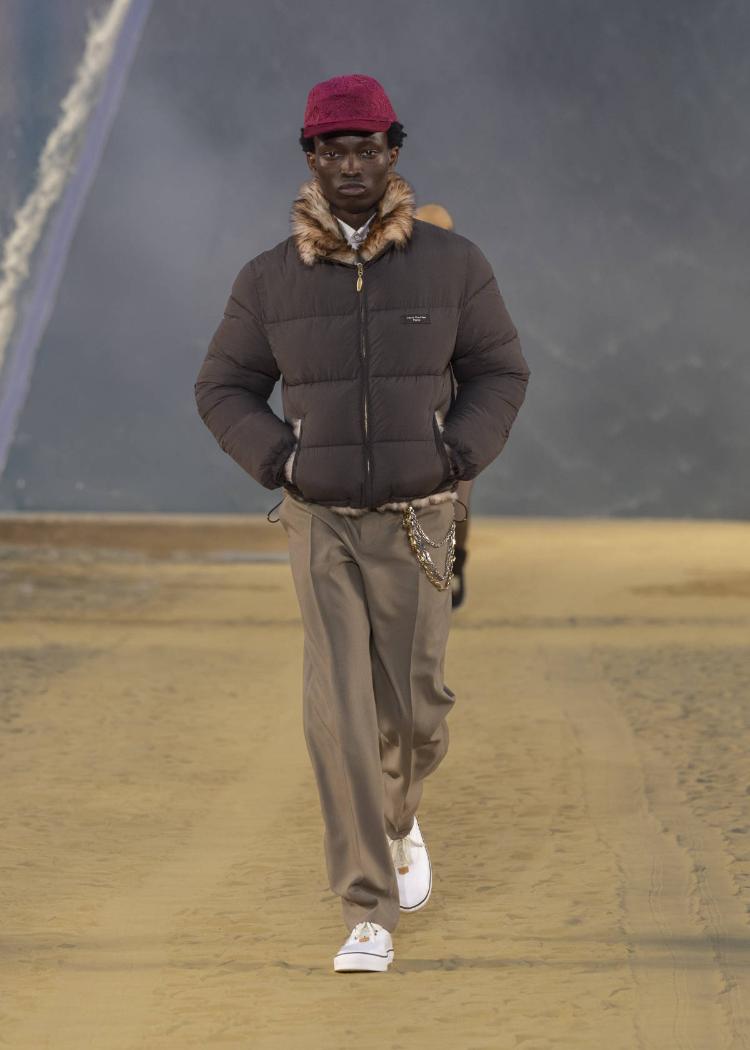 louis-vuitton-prolece-leto-2027-farel-vilijams-muska-kolekcija-paris-fashion-week-luksuzna-moda-65