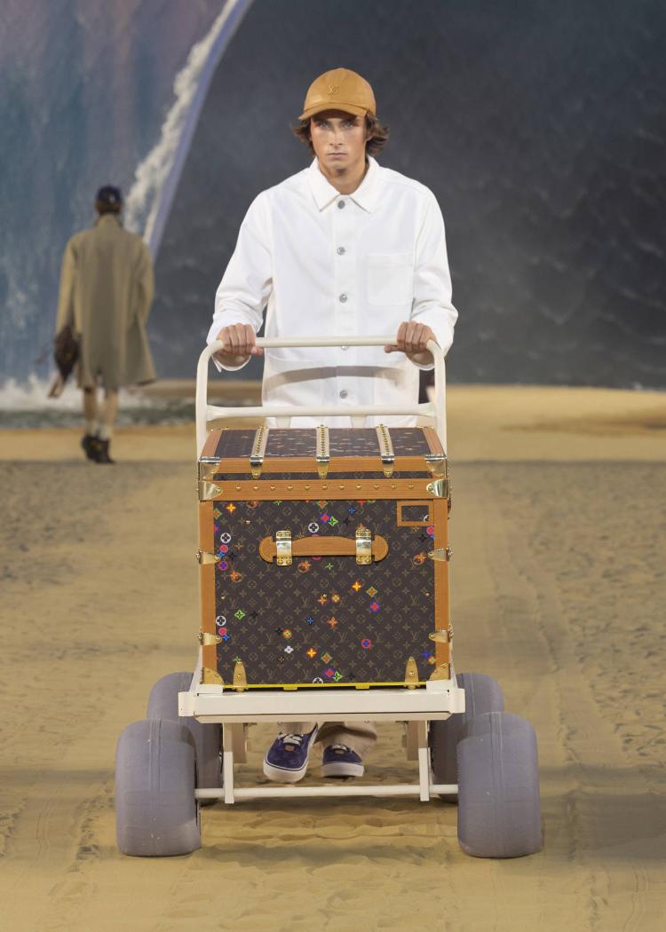 louis-vuitton-prolece-leto-2027-farel-vilijams-muska-kolekcija-paris-fashion-week-luksuzna-moda-69