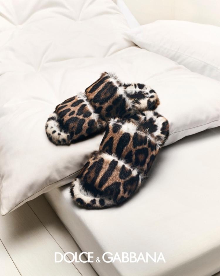 dolce-gabbana-proleceleto-2026-glamur-spavace-sobe-kao-nova-definicija-luksuza-7