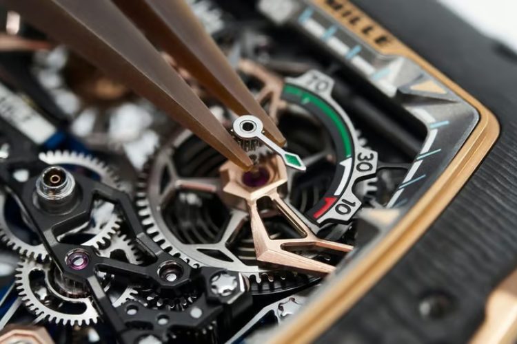 richard-mille-rm-41-01-tourbillon-soccer-2026-luksuzni-sat-sportske-komplikacije-1