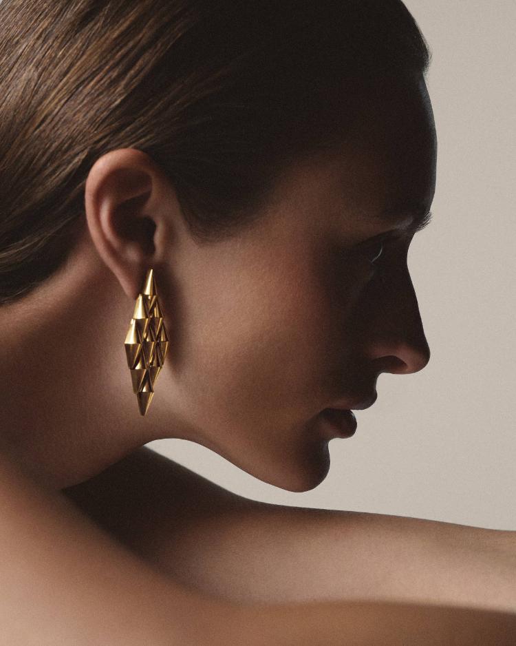 bvlgari-eternal-2026-vimini-visoki-nakit-18k-zlato-dijamanti-modni-aksesoari-2