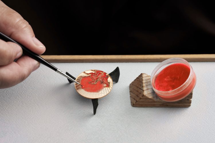 girard-perregaux-la-esmeralda-tourbillon-a-secret-eternity-edition-2026-luksuzni-sat-three-gold-bridges-haute-horlogerie-8