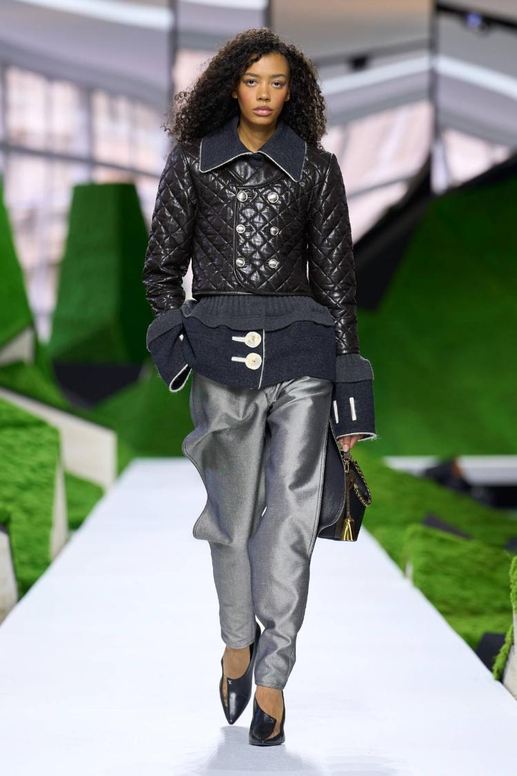 louis-vuitton-super-nature-fw26-revija-louvre-nicolas-ghesquiere-couture-kolekcija-2026-modna-revija-4