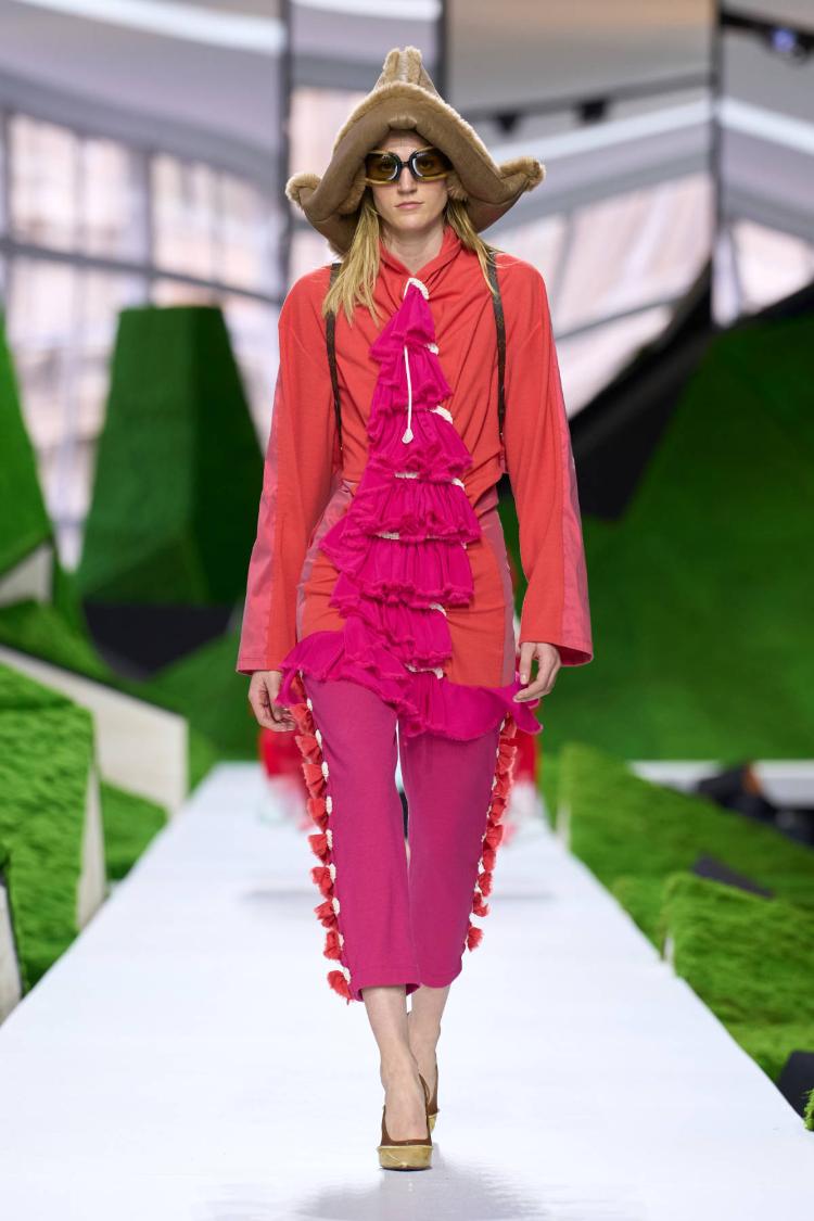 louis-vuitton-super-nature-fw26-revija-louvre-nicolas-ghesquiere-couture-kolekcija-2026-modna-revija-50