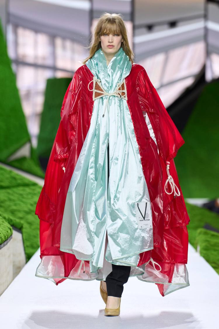 louis-vuitton-super-nature-fw26-revija-louvre-nicolas-ghesquiere-couture-kolekcija-2026-modna-revija-51