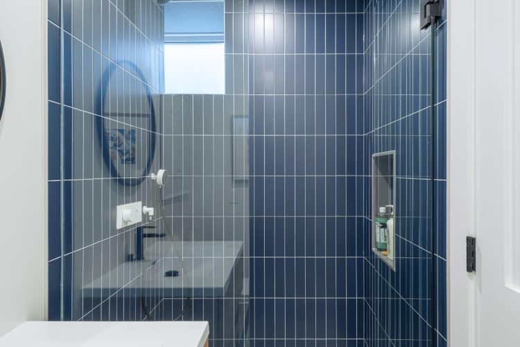 house-for-an-art-lover-toronto-picnic-design-moderna-kuca-inspirisana-umetnoscu-arhitektura-enterije-1