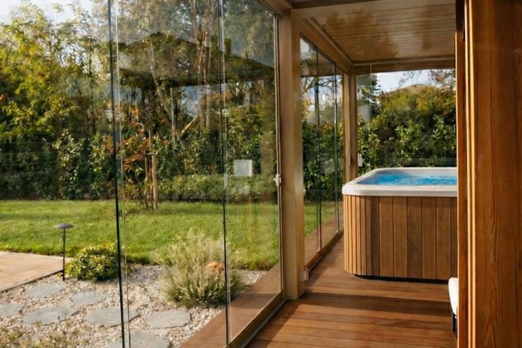 sensory-suite-privatni-vrt-wellness-sauna-jacuzzi-qu-osvetljenje-brillo-magritte-dizajn-vrta-14