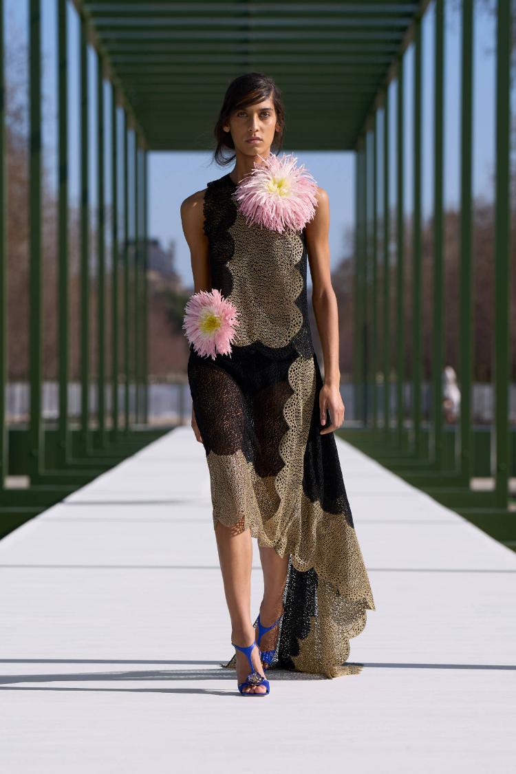 dior-fw-2026-2027-revija-jardin-des-tuileries-paris-fashion-week-avangardna-moda-dior-23