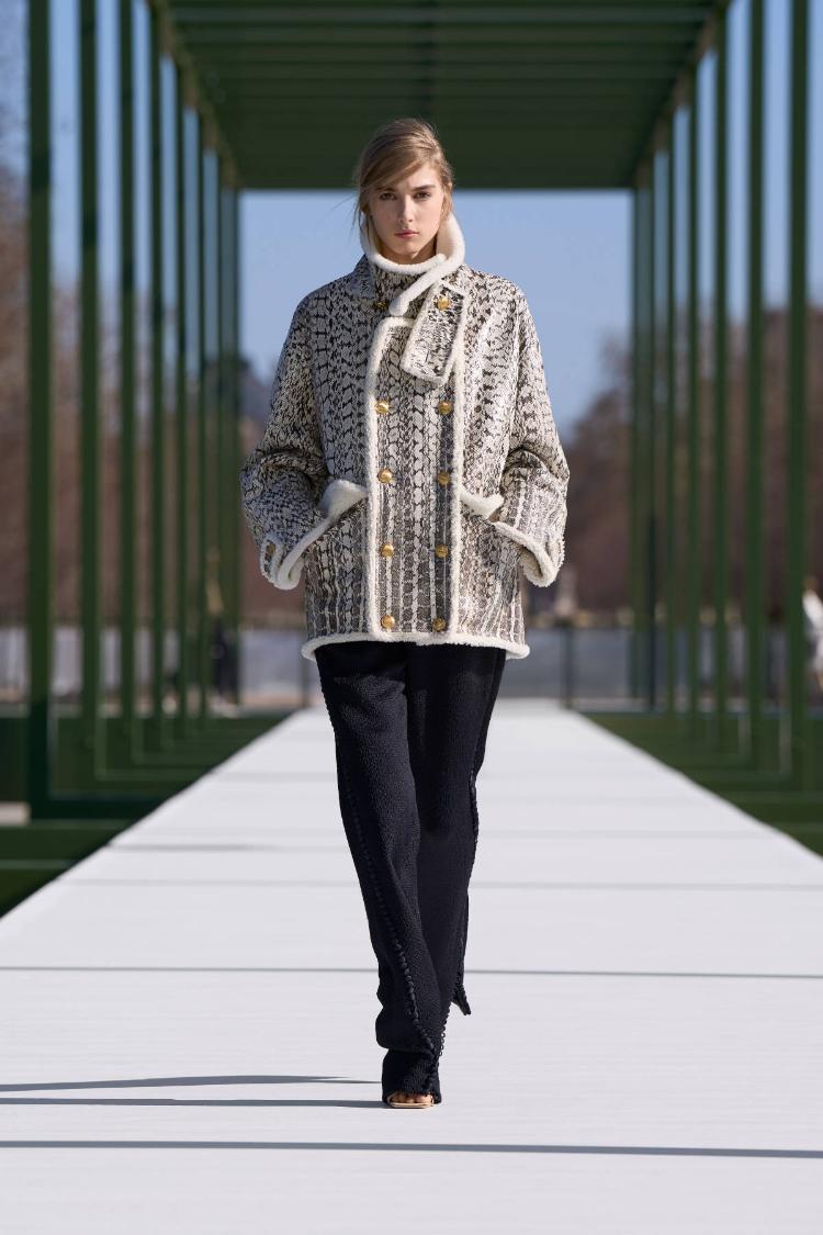 dior-fw-2026-2027-revija-jardin-des-tuileries-paris-fashion-week-avangardna-moda-dior-29