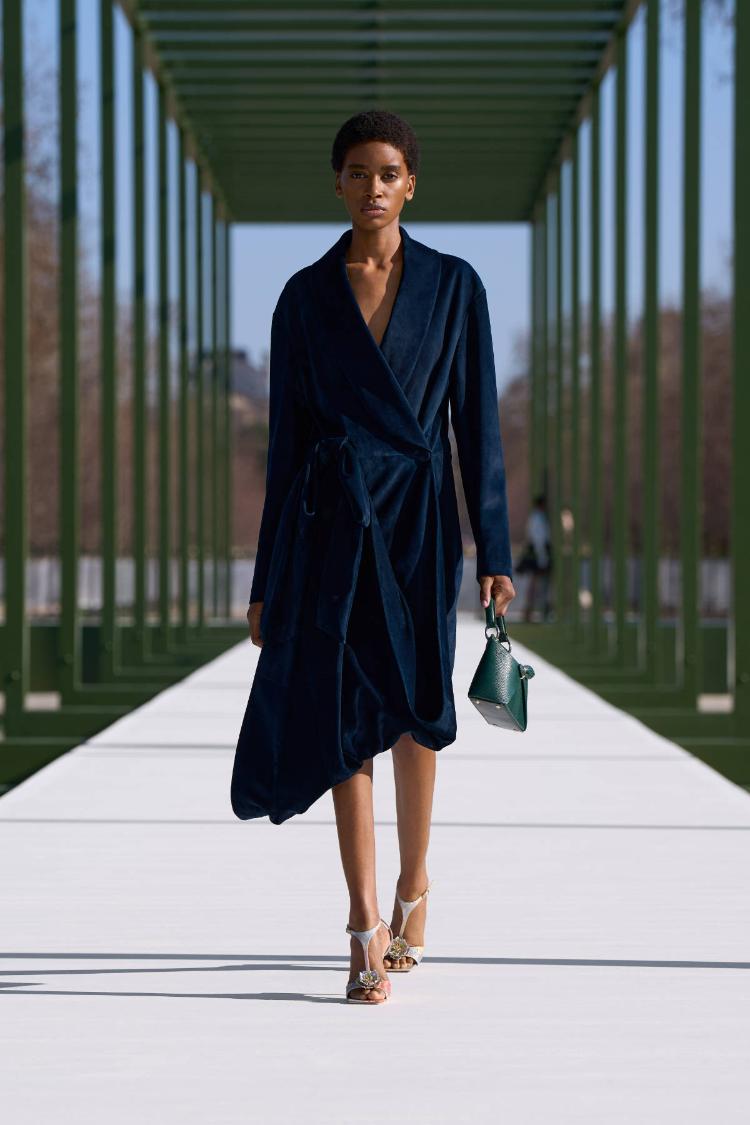 dior-fw-2026-2027-revija-jardin-des-tuileries-paris-fashion-week-avangardna-moda-dior-52