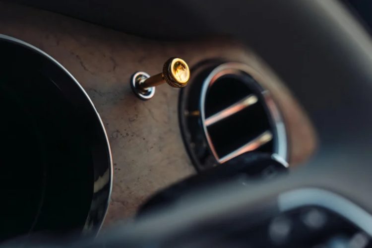 bentley-mulliner-boodles-luksuzni-enterijer-bentayga-ewb-azure-zlatni-detalji-couture-automobil-2026-4