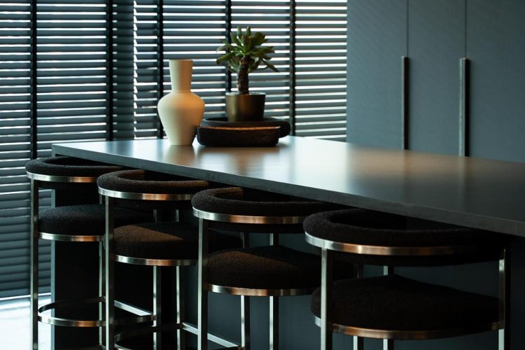 noir-matiere-boobrook-dubai-luksuzni-penthaus-brutalisticki-minimalizam-6