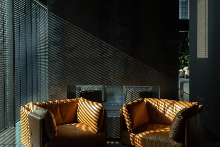 noir-matiere-boobrook-dubai-luksuzni-penthaus-brutalisticki-minimalizam-12