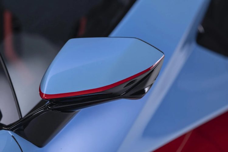 lamborghini-fenomeno-roadster-najmocniji-kabriolet-v12-hibrid-luksuzni-automobili-1