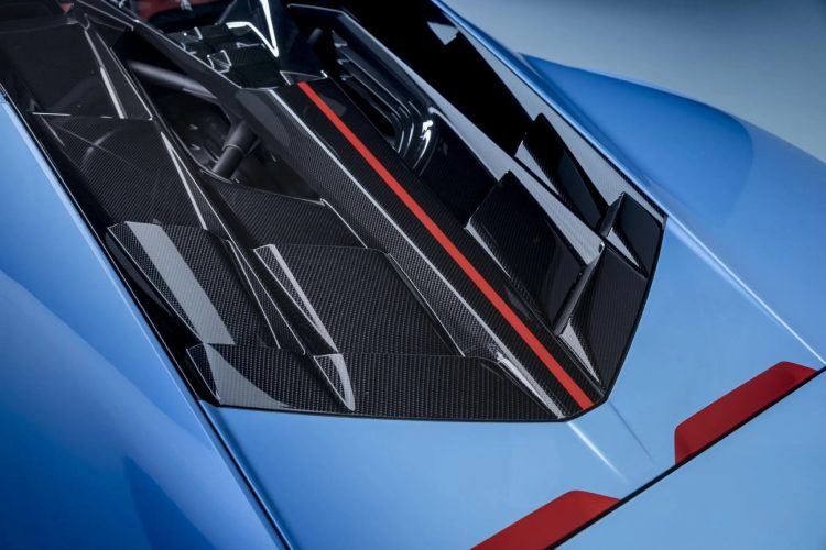 lamborghini-fenomeno-roadster-najmocniji-kabriolet-v12-hibrid-luksuzni-automobili-3