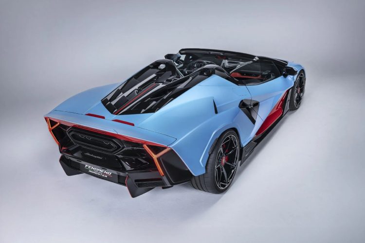 lamborghini-fenomeno-roadster-najmocniji-kabriolet-v12-hibrid-luksuzni-automobili-11