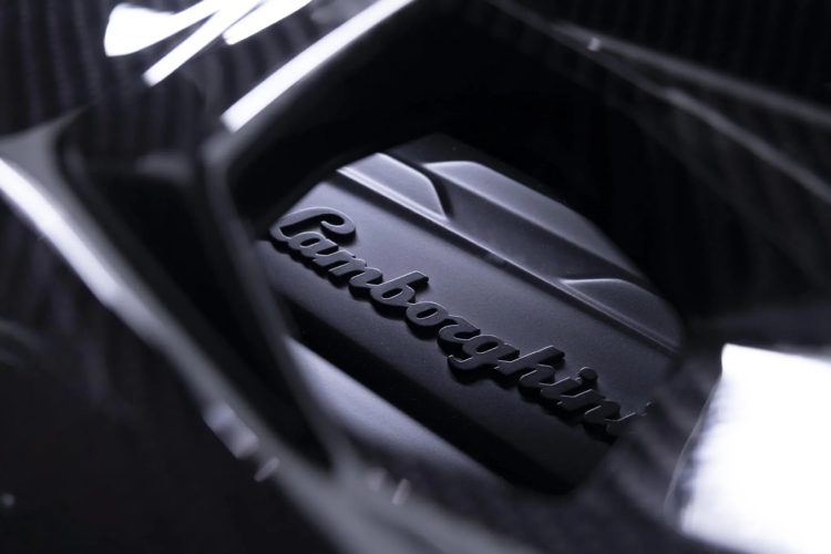 lamborghini-fenomeno-roadster-najmocniji-kabriolet-v12-hibrid-luksuzni-automobili-29