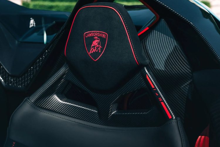 lamborghini-fenomeno-roadster-najmocniji-kabriolet-v12-hibrid-luksuzni-automobili-45
