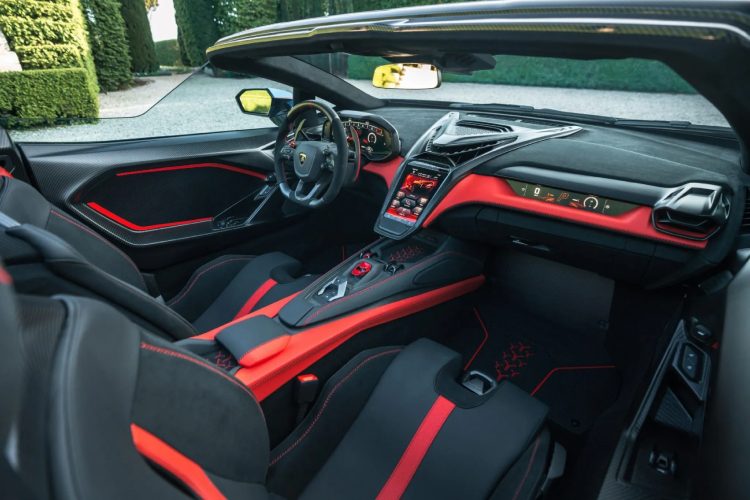 lamborghini-fenomeno-roadster-najmocniji-kabriolet-v12-hibrid-luksuzni-automobili-49
