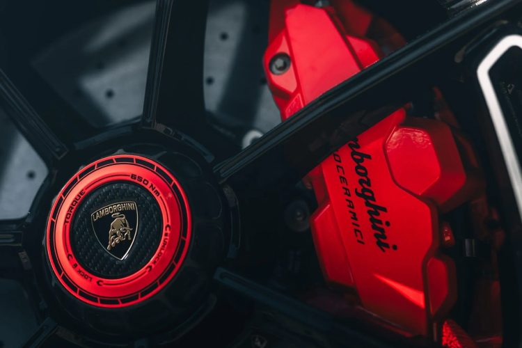 lamborghini-fenomeno-roadster-najmocniji-kabriolet-v12-hibrid-luksuzni-automobili-52
