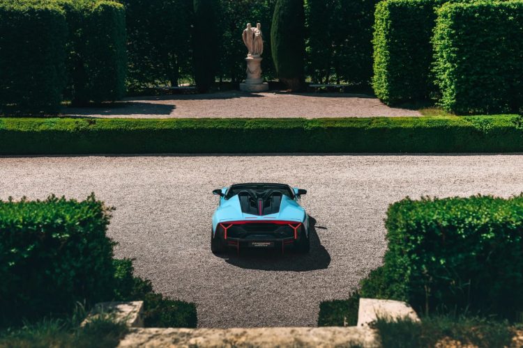 lamborghini-fenomeno-roadster-najmocniji-kabriolet-v12-hibrid-luksuzni-automobili-59