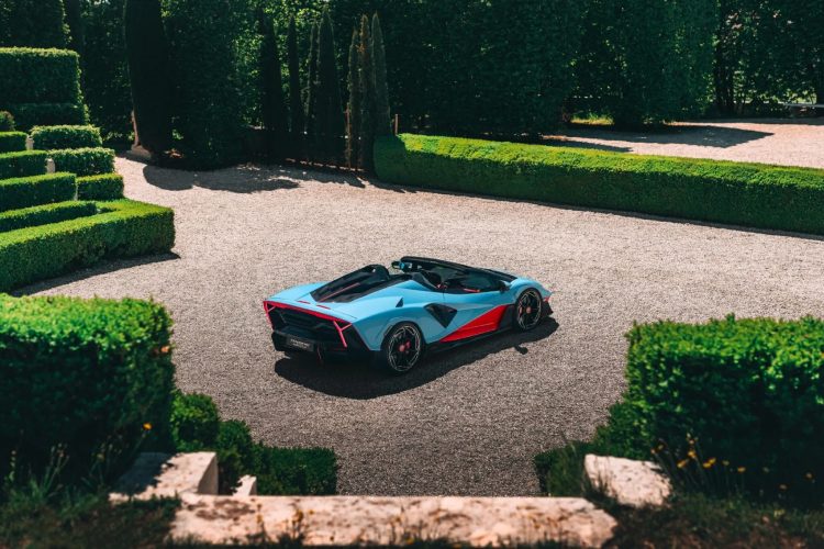 lamborghini-fenomeno-roadster-najmocniji-kabriolet-v12-hibrid-luksuzni-automobili-63