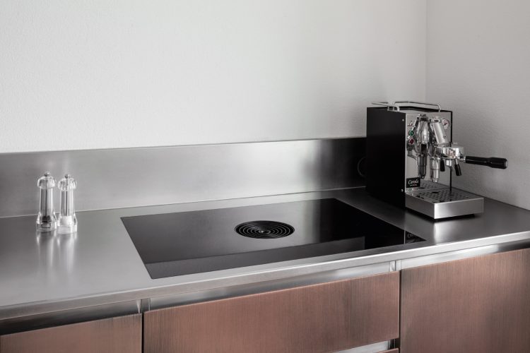 abimis-copper-infused-finish-luksuzne-kuhinje-italijanski-dizajn-eurocucina-2026-1